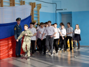Смотр строя и песни